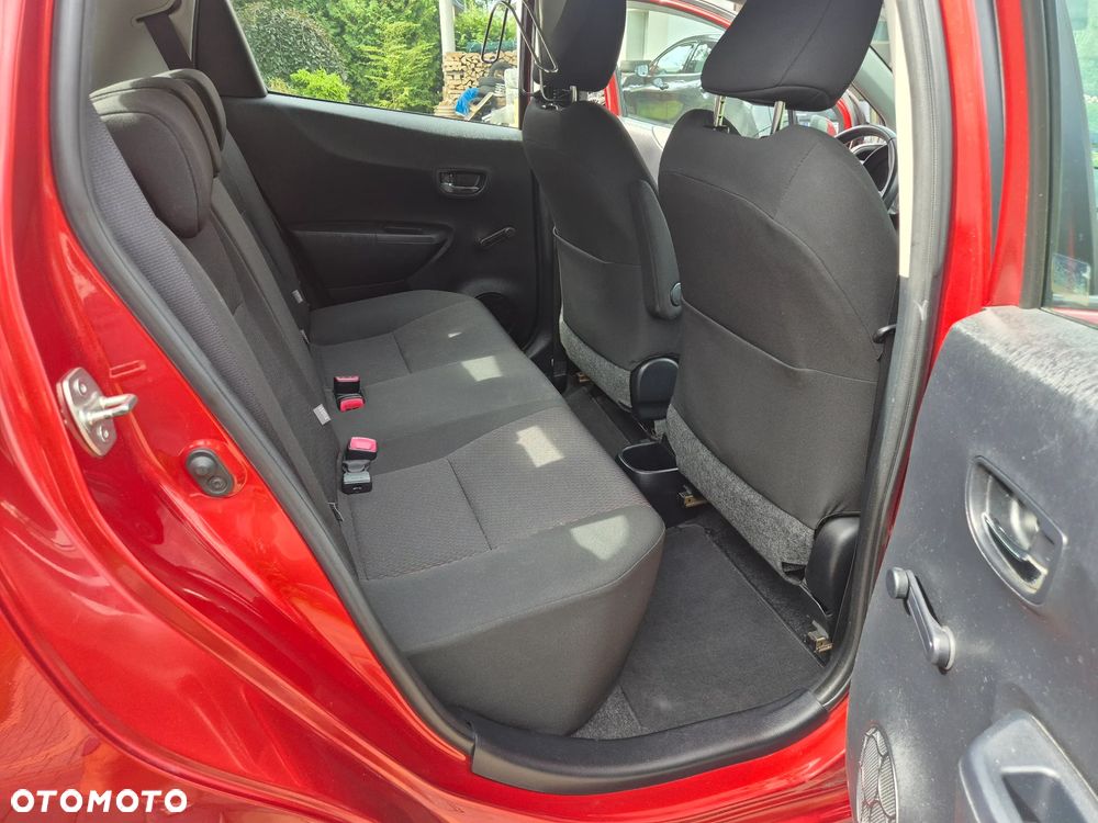 Toyota Yaris 1.33 Sol - 29