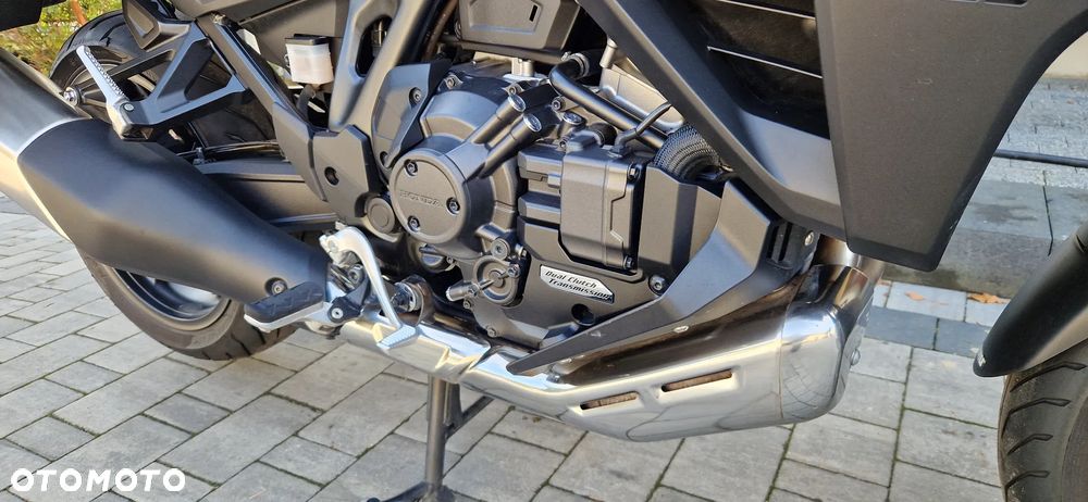 Honda NT - 6