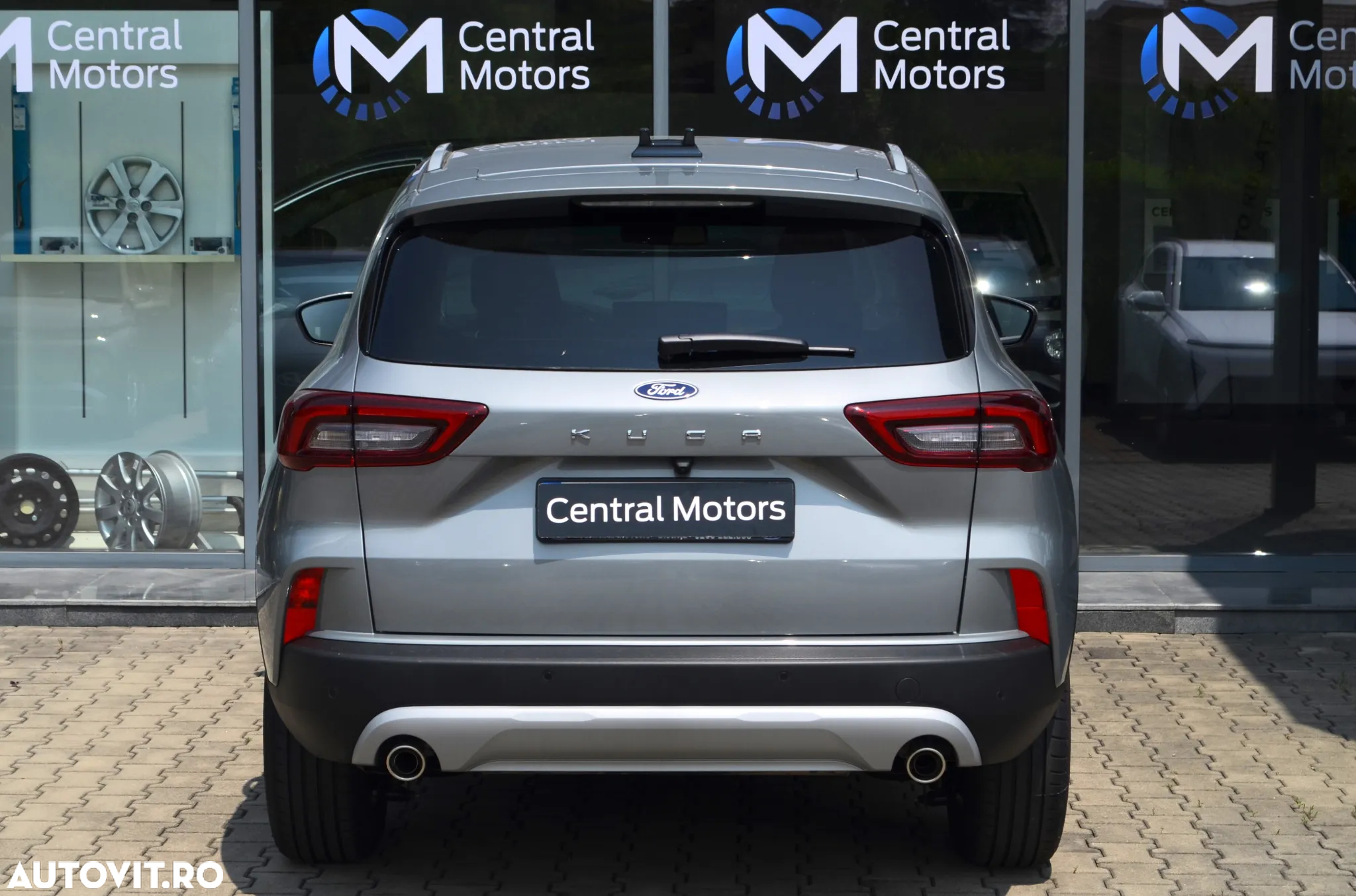 Ford Kuga 1.5 EcoBoost A8 FWD Titanium - 10
