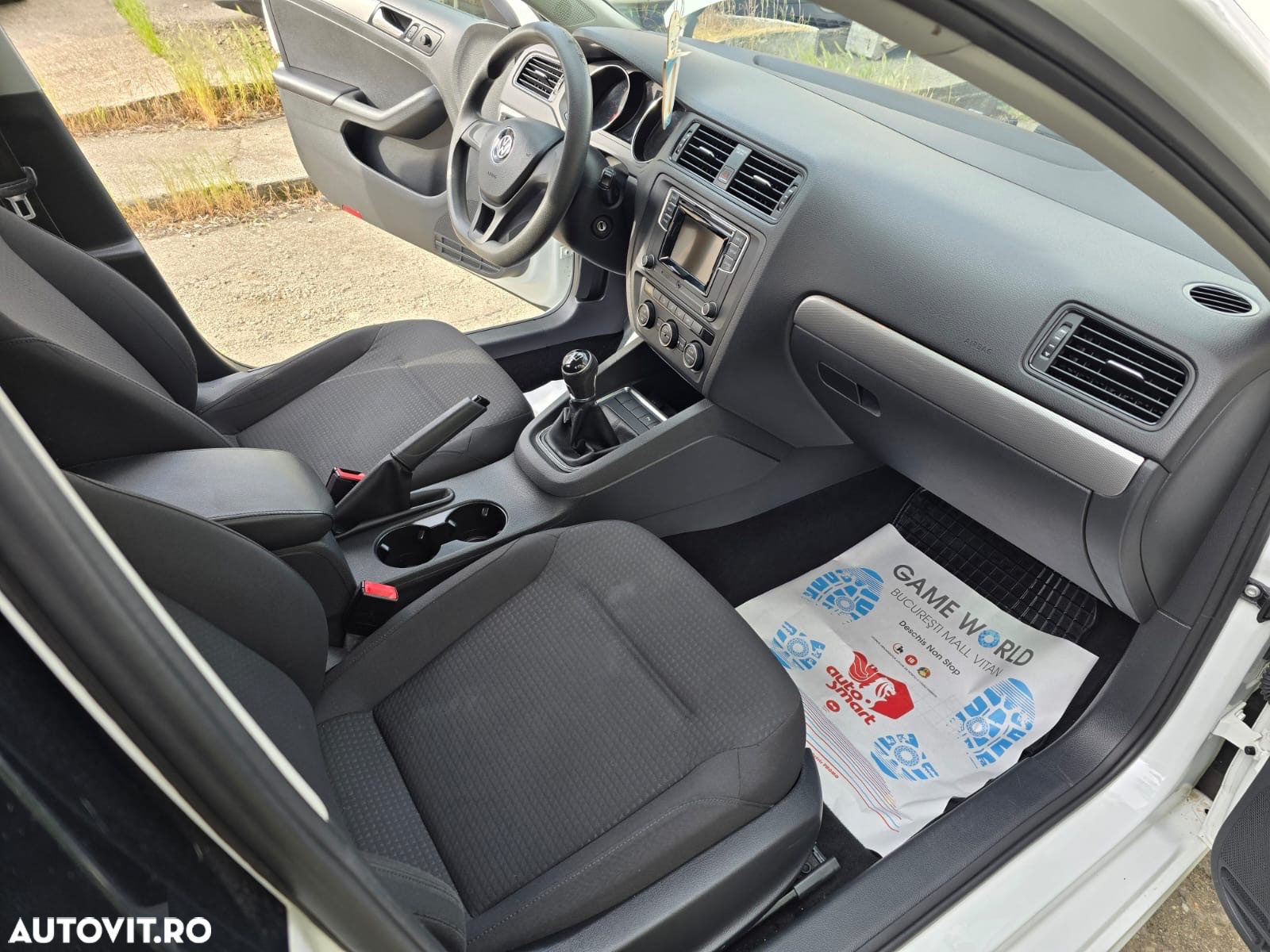 Volkswagen Jetta 2.0 TDI Comfortline - 19