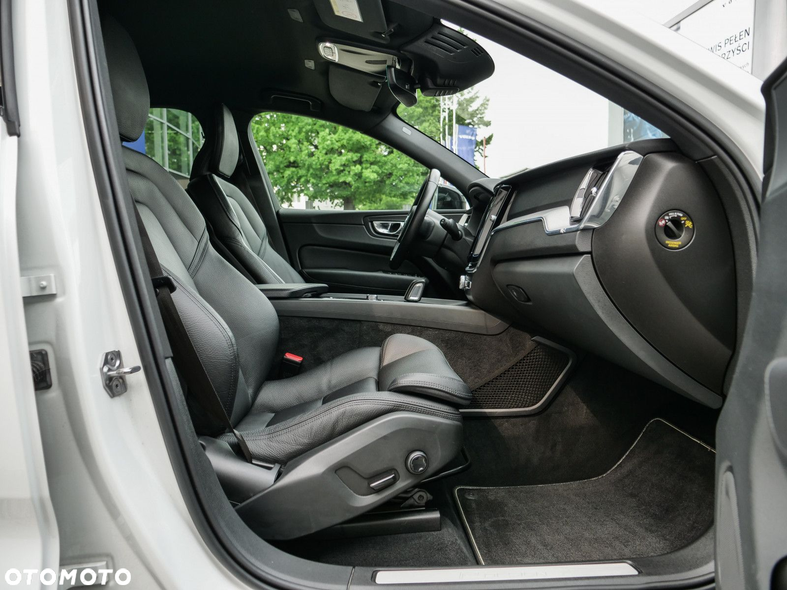 Volvo XC 60 - 29
