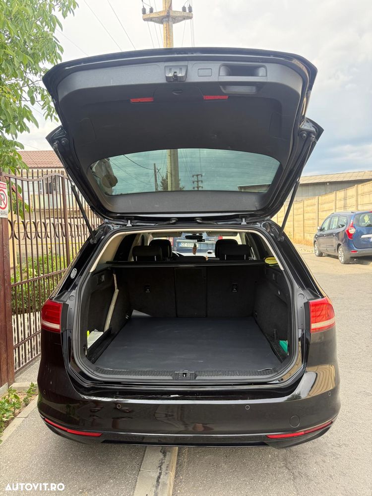 Volkswagen Passat - 15