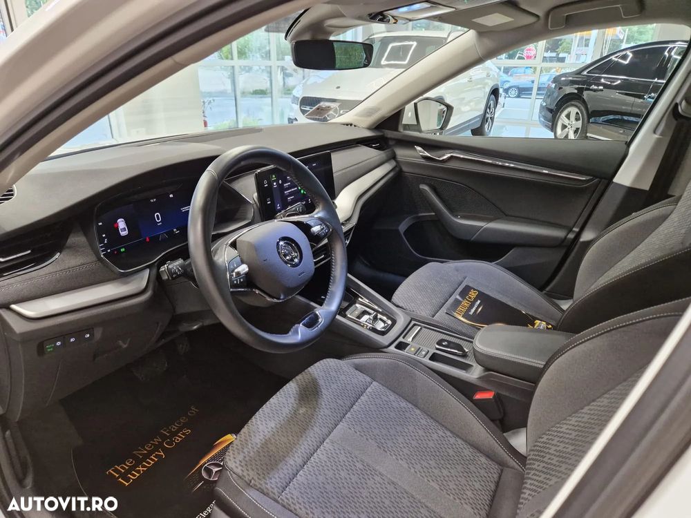 Skoda Octavia 2.0 TDI DSG Style - 3
