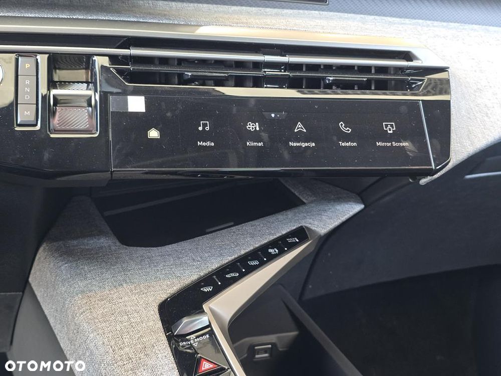 Peugeot 5008 1.2 PureTech mHEV Allure S&S e-DCS6 - 18