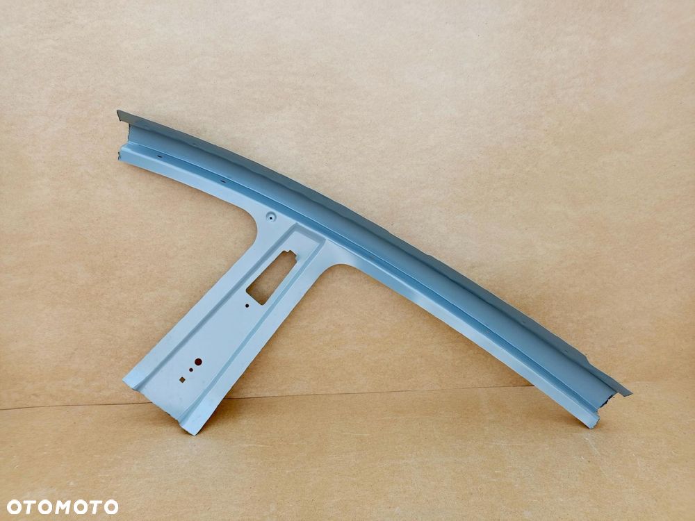 TESLA MODEL Y 2020- PRÓG SŁUPEK POSZYCIE PRAWY BOK - 6