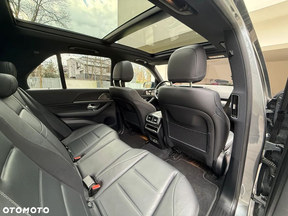 Mercedes-Benz GLE - 31