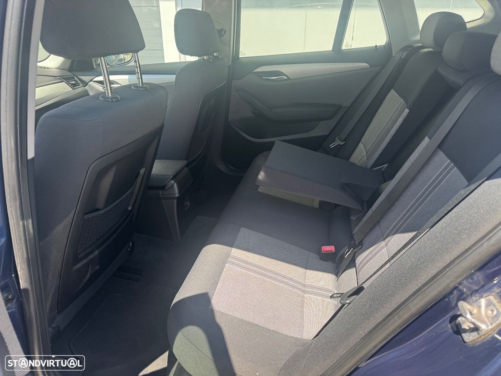 BMW X1 18 d sDrive - 8