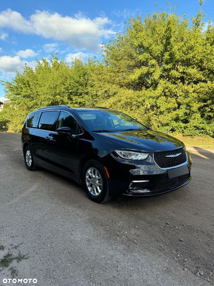 Chrysler Pacifica - 37