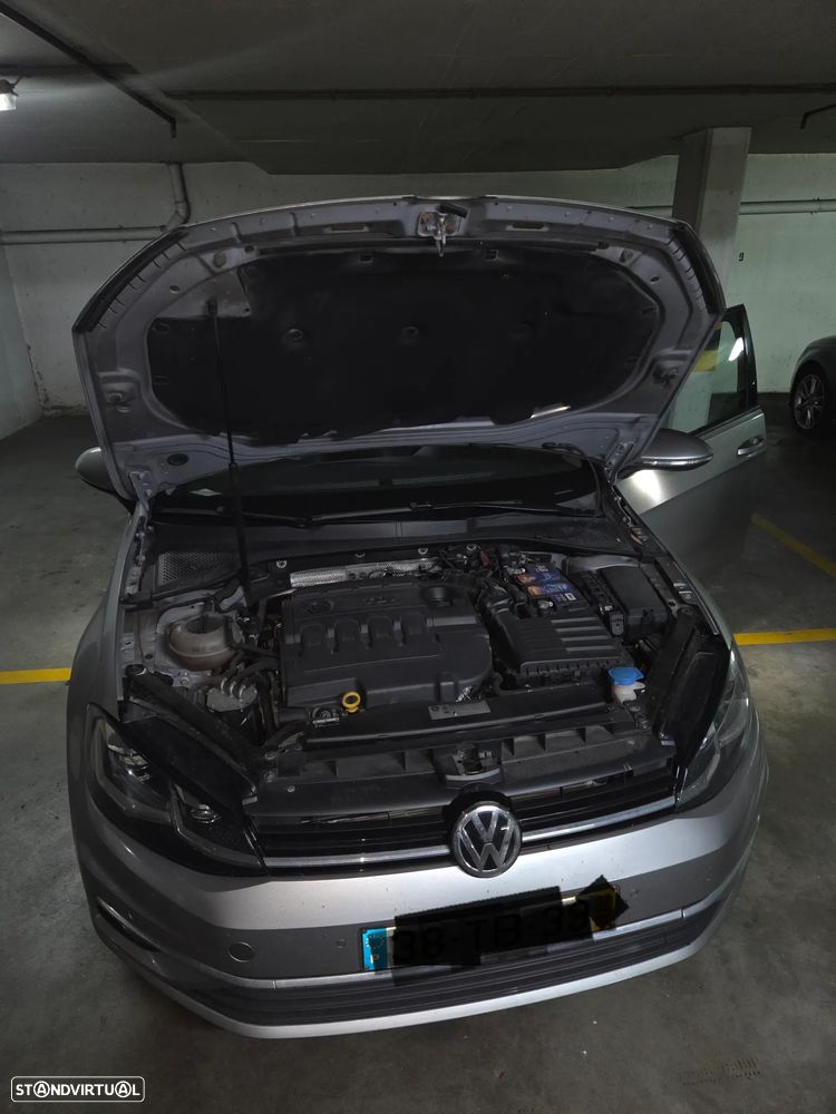 VW Golf 2.0 TDI Highline - 6