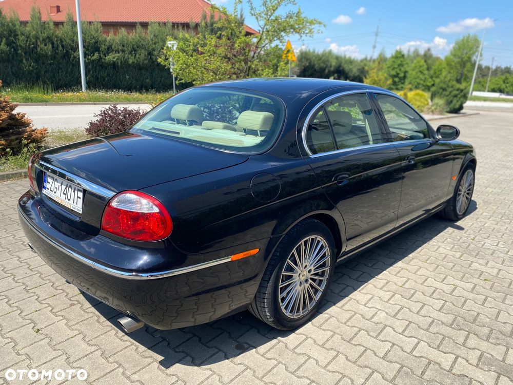 Jaguar S-Type 3.0 V6 Executive - 15