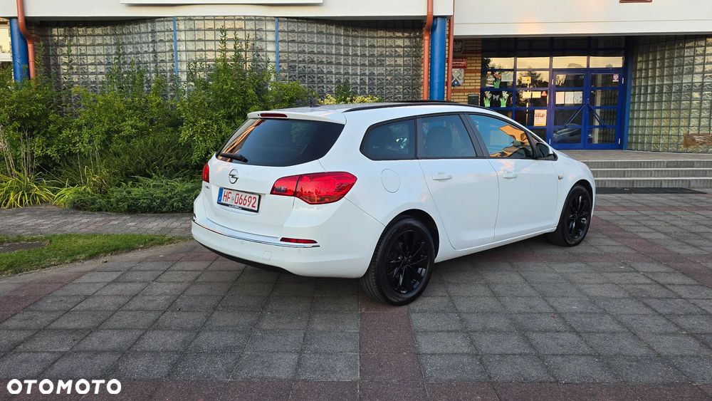 Opel Astra - 38