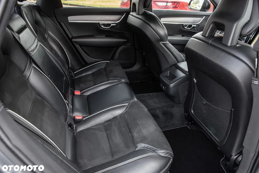 Volvo S90 D4 R-Design - 29