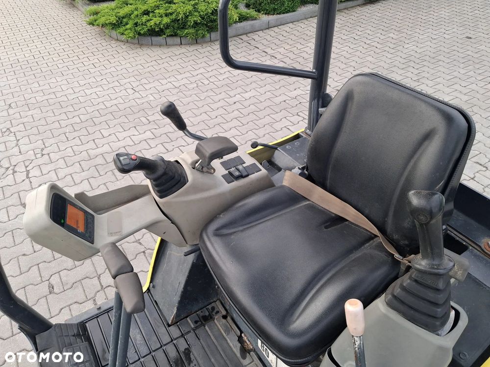 Yanmar SV 16 - 8