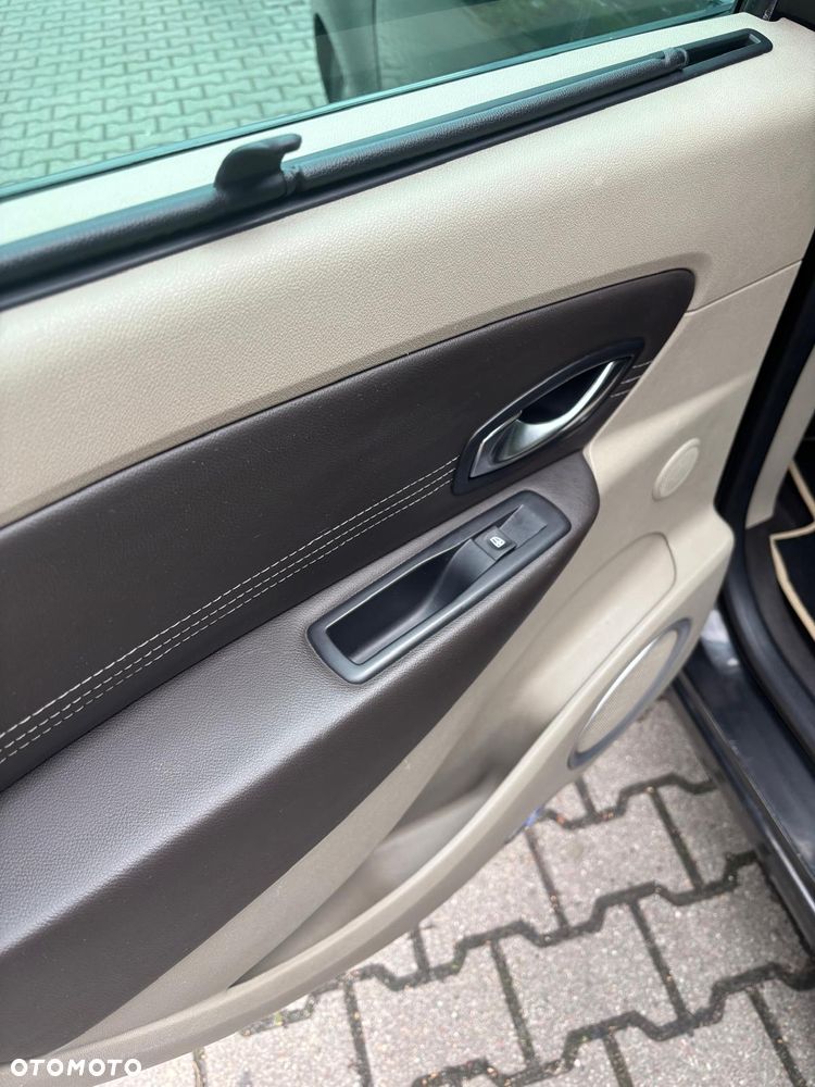 Renault Grand Scenic Gr 1.9 dCi Privilege Euro5 - 18