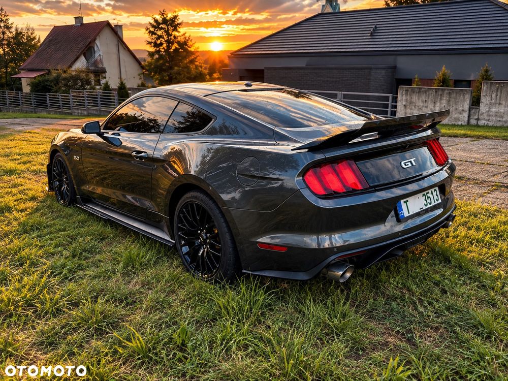 Ford Mustang - 10