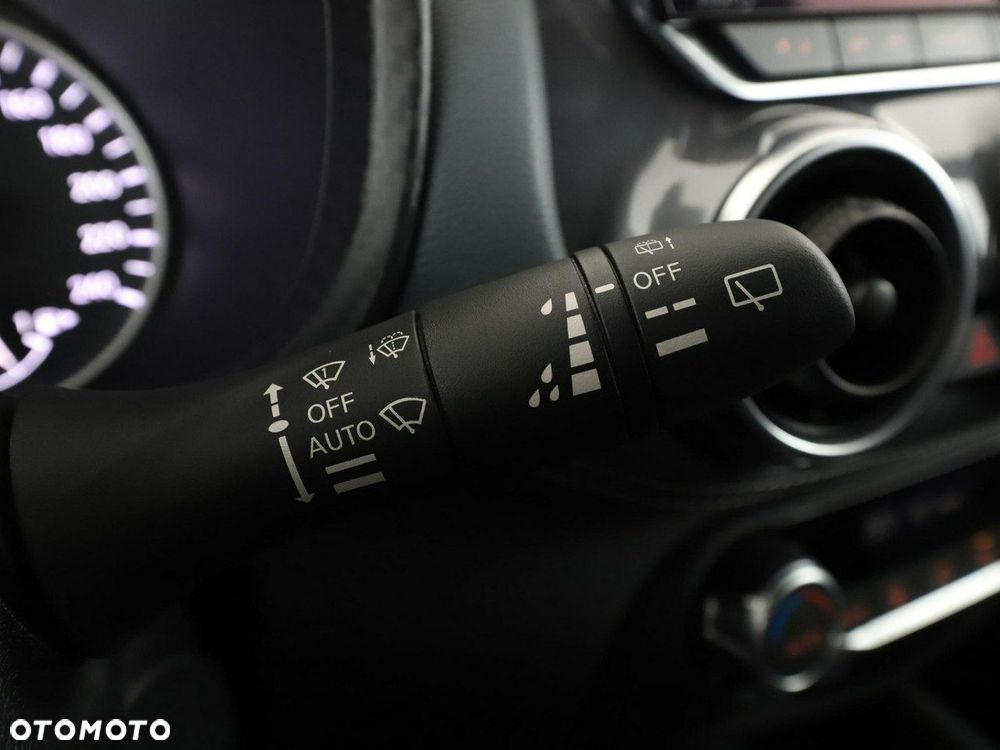 Nissan Juke 1.0 DIG-T N-Connecta DCT - 31
