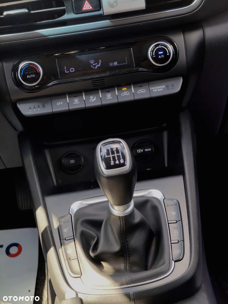 Hyundai Kona - 15