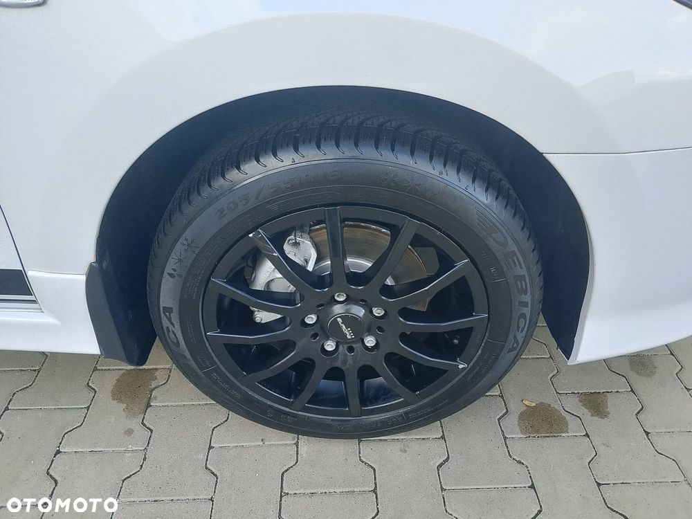 Hyundai i30 - 16