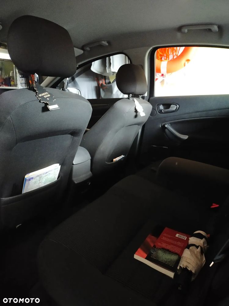 Ford Mondeo 2.0 TDCi Titanium - 9