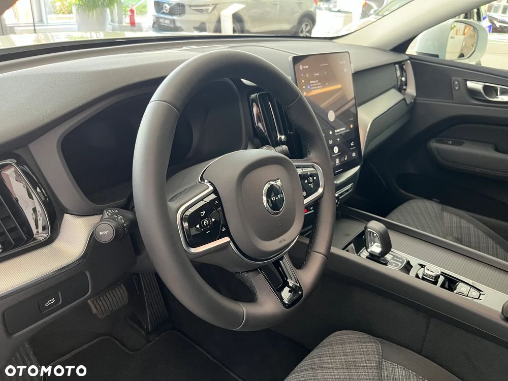 Volvo XC 60 B5 B AWD Core - 7