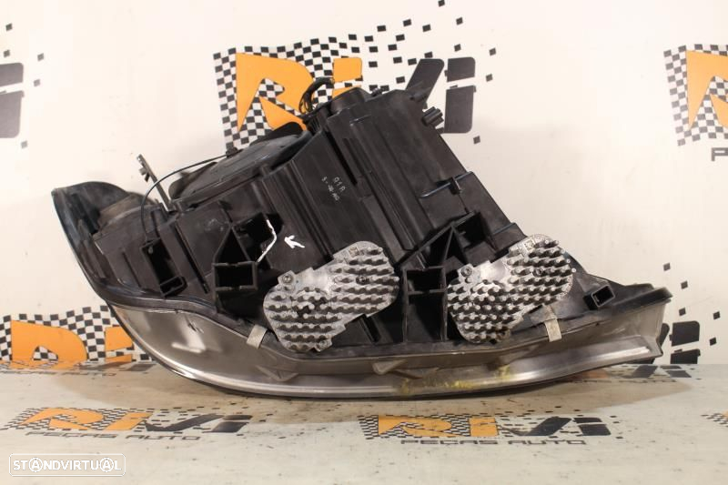 Ótica Esquerda BMW Serie 4 - 7387541 / 03012827100 / 7 387 541 - Xenon - 3