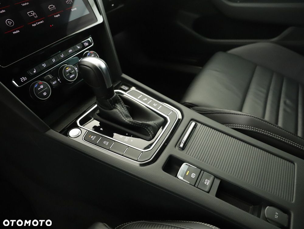 Volkswagen Passat 2.0 TSI 4Mot R-Line Edition DSG - 25