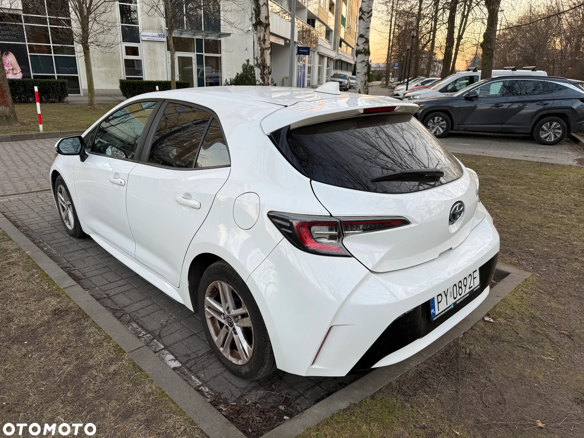 Toyota Corolla - 3