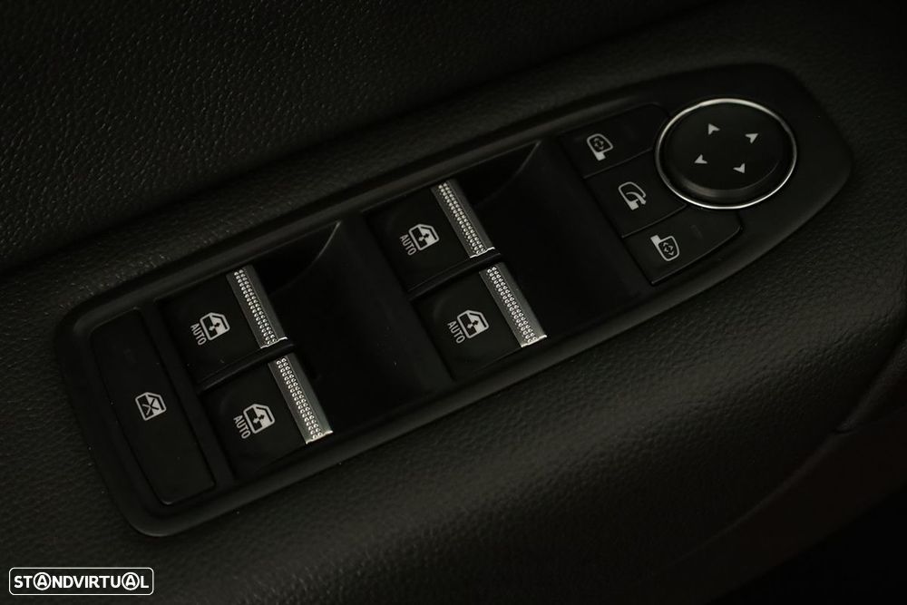 Renault Captur 1.0 TCe Techno Bi-Fuel - 21