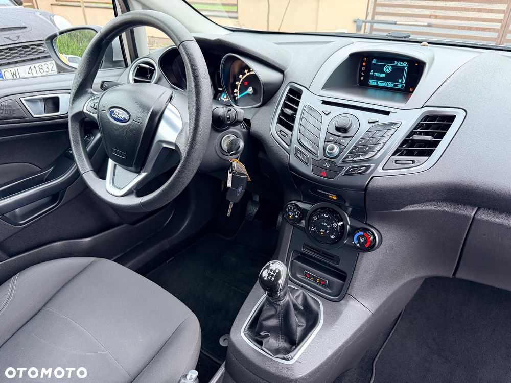 Ford Fiesta 1.25 Trend - 31
