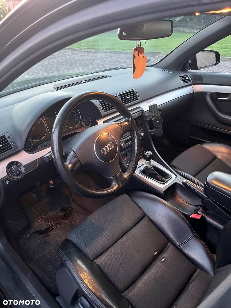 Audi A4 Avant 1.8T Quattro - 9