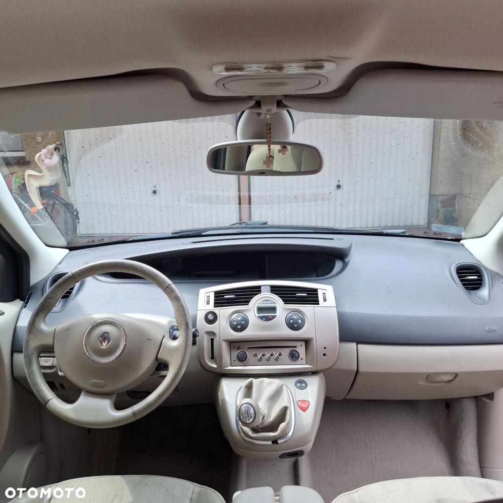 Renault Scenic 1.9 dCi Alize Plus - 9