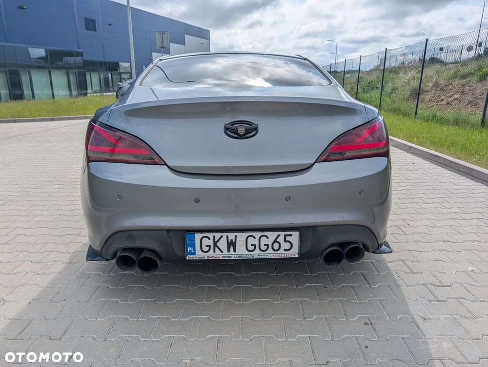 Hyundai Genesis Coupe 3.8 V6 Automatik - 11