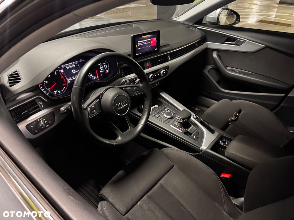 Audi A4 Avant 40 TDI S tronic - 16