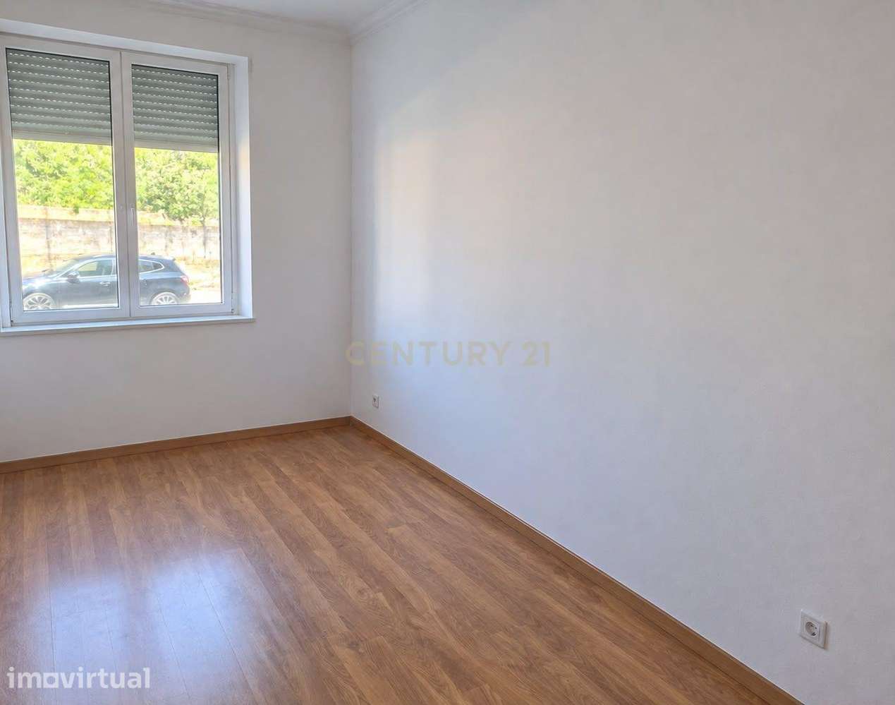 Oportunidade de Investimento / Transforme este Espaço num T0 numa das - Grande imagem: 3/7