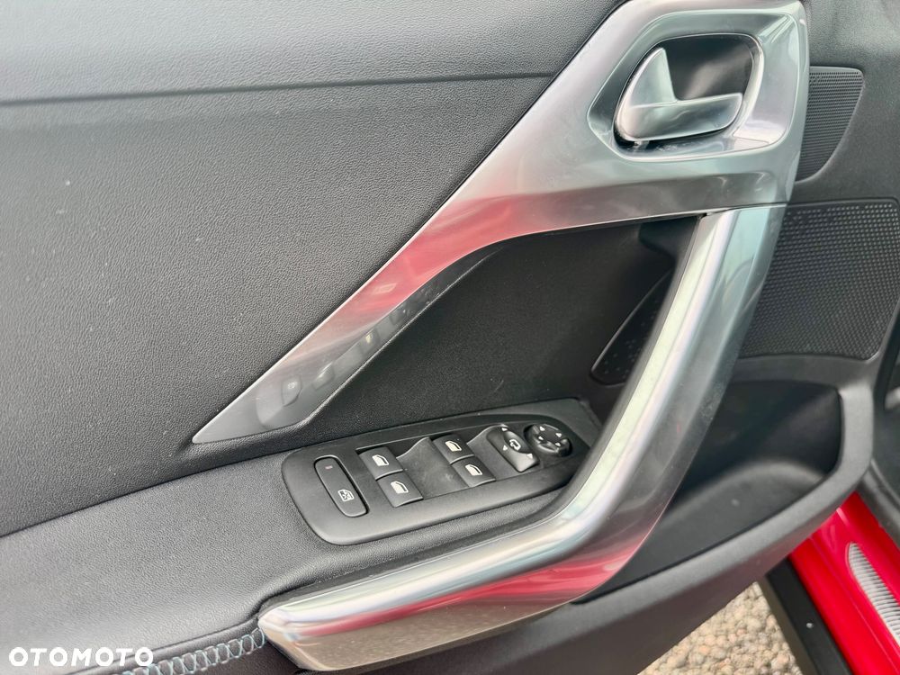 Peugeot 2008 1.2 Pure Tech Crossway S&S EAT6 - 21
