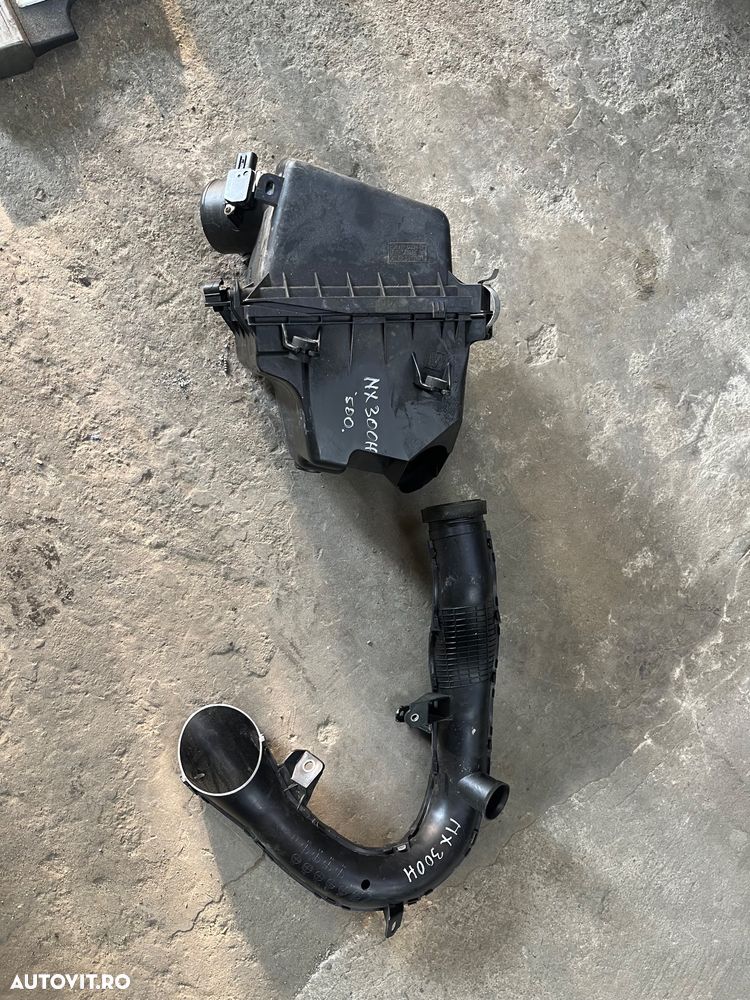 Carcasa filtru aer Toyota Rav 4 Lexus NX300h 2016 - 1