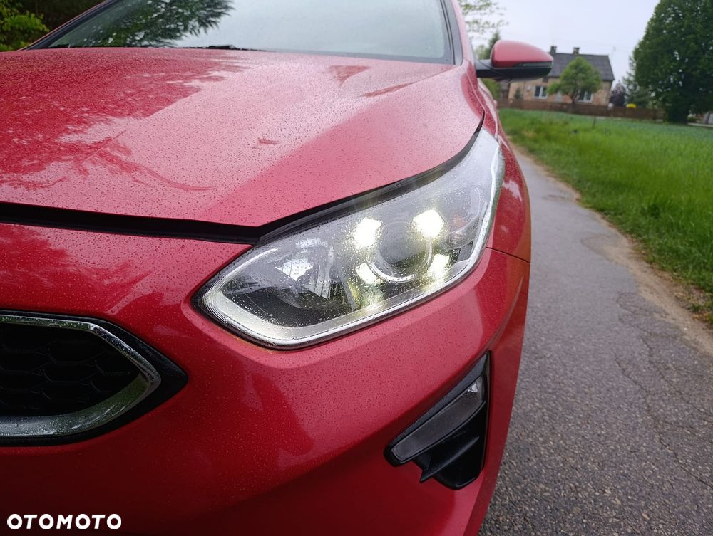 Kia Ceed 1.6 CRDi (48V Mild-Hybrid) Platinum - 20