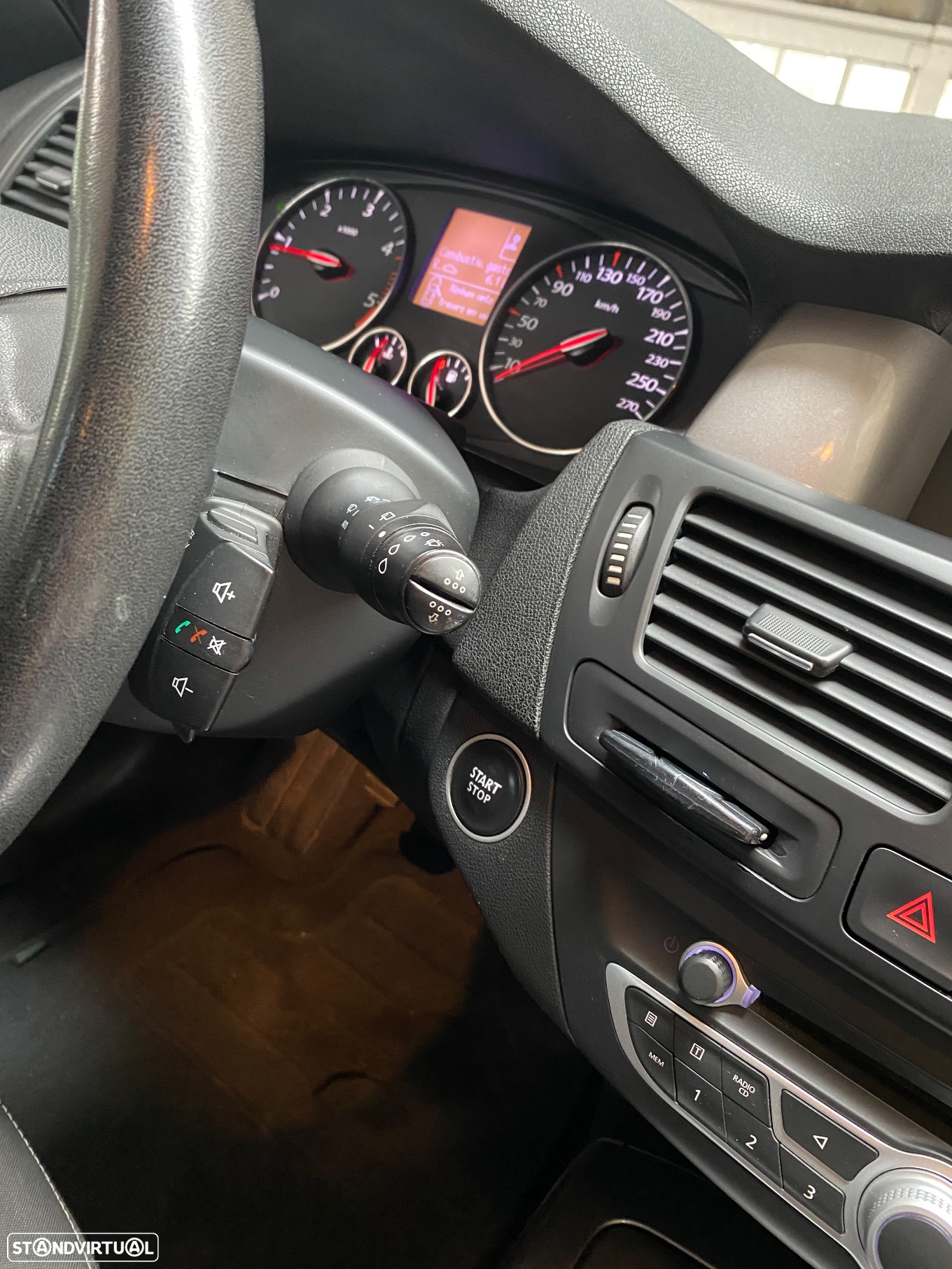 Renault Laguna Break 1.5 dCi SE Black Line - 15