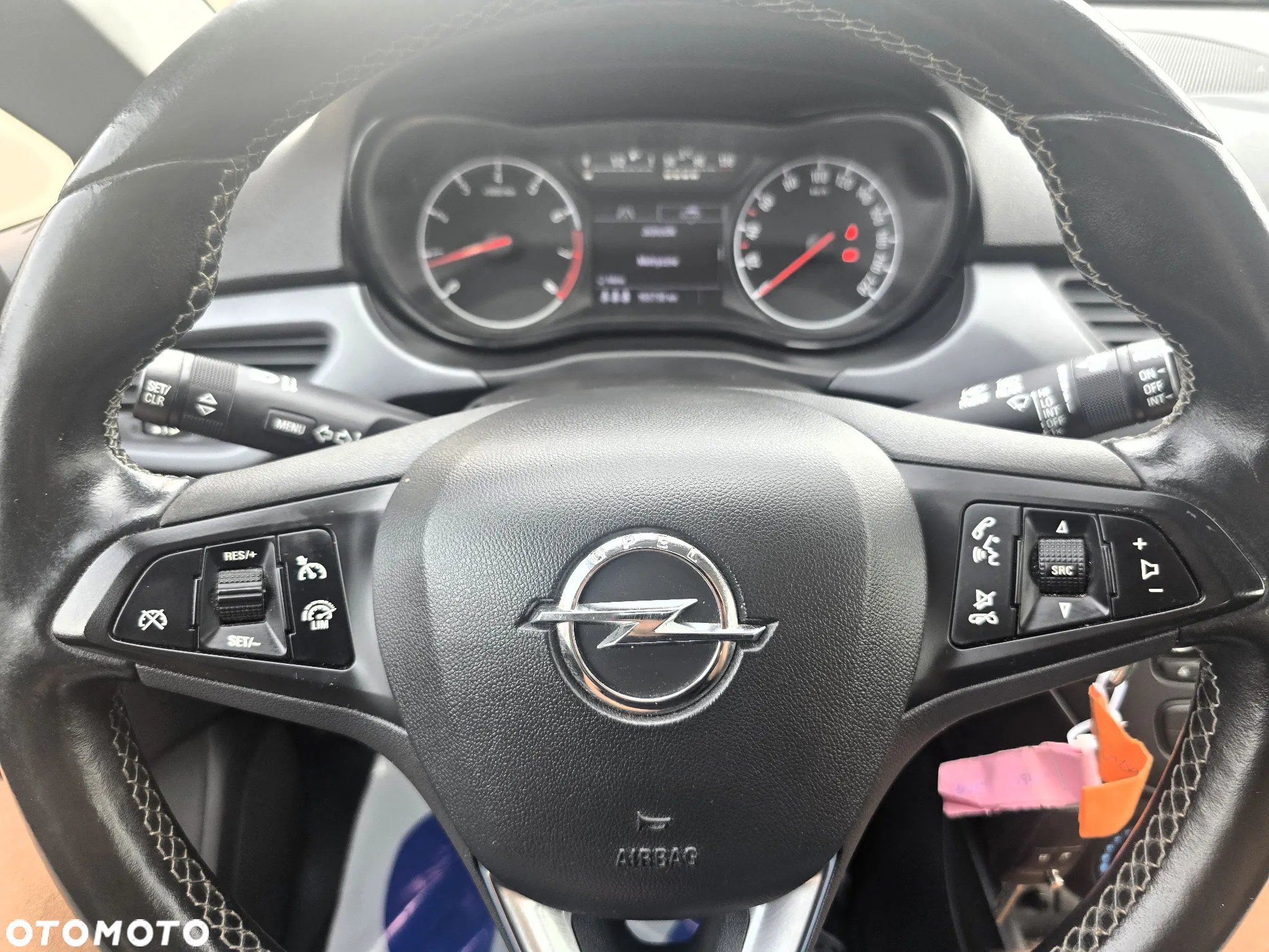Opel Corsa 1.4 Cosmo - 26