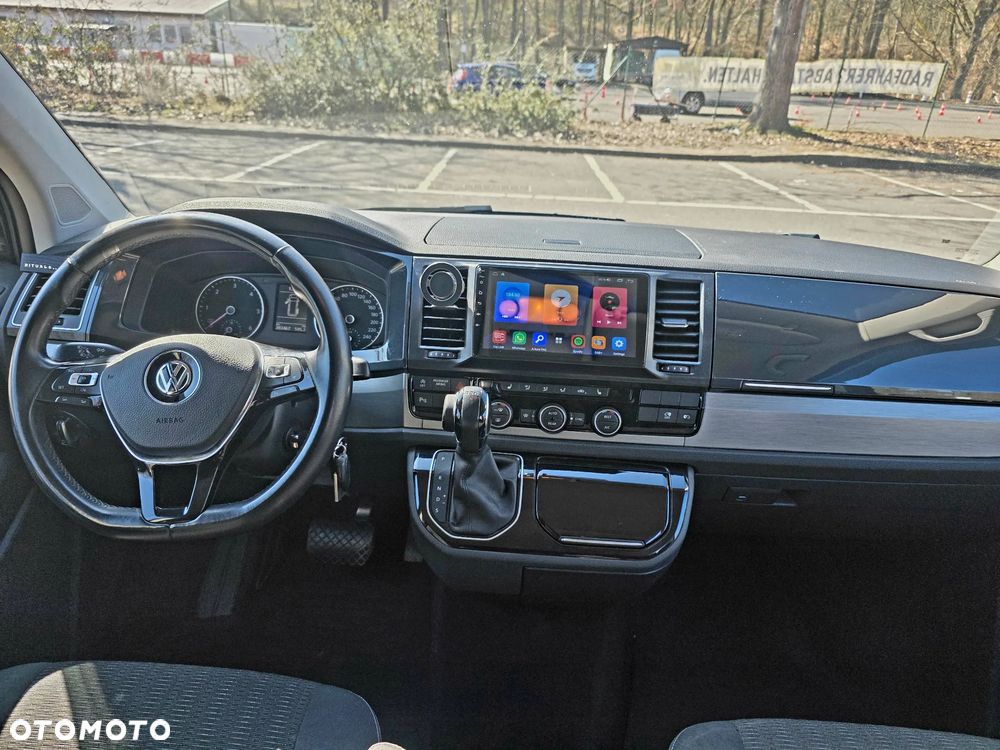 Volkswagen Multivan - 11