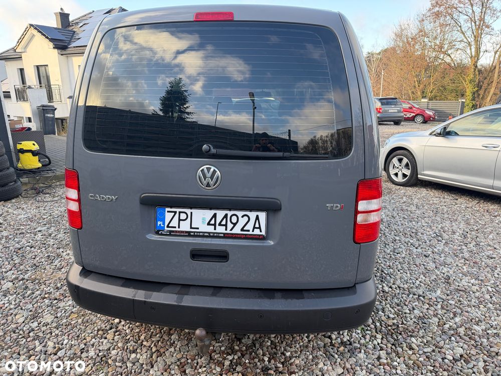 Volkswagen Caddy Maxi Comfortline DSG - 5