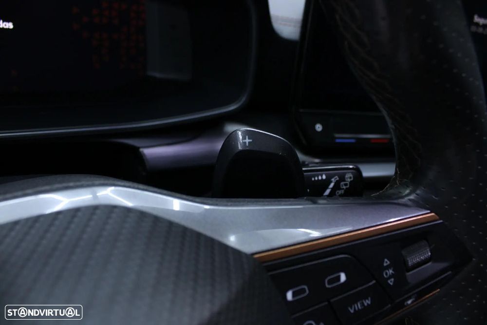 Cupra Formentor 1.4 e-Hybrid DSG VZ - 23