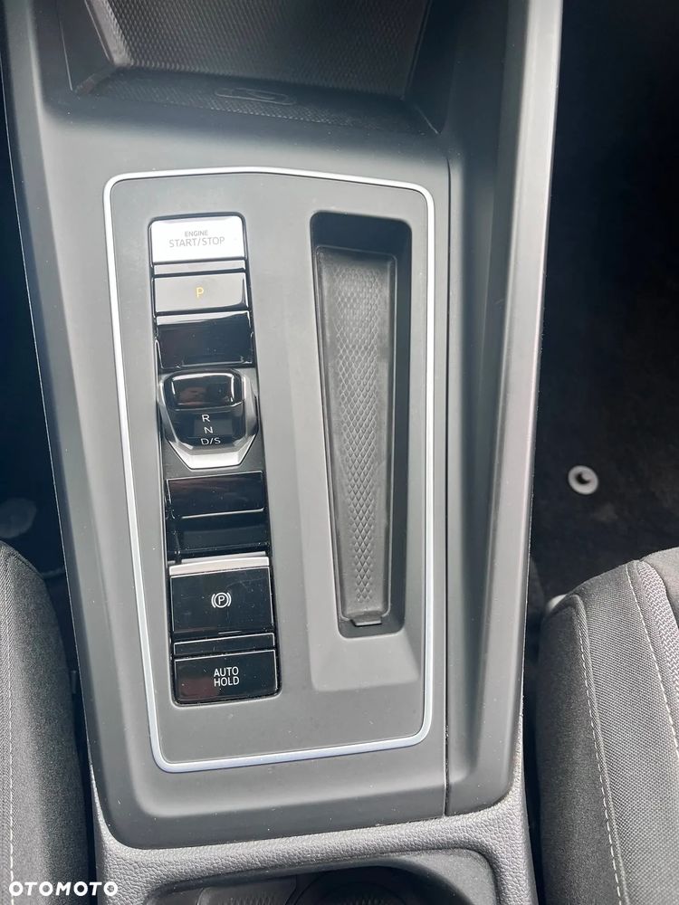 Volkswagen Golf Variant - 8
