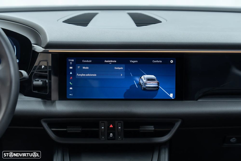 Porsche Macan Electric - 39