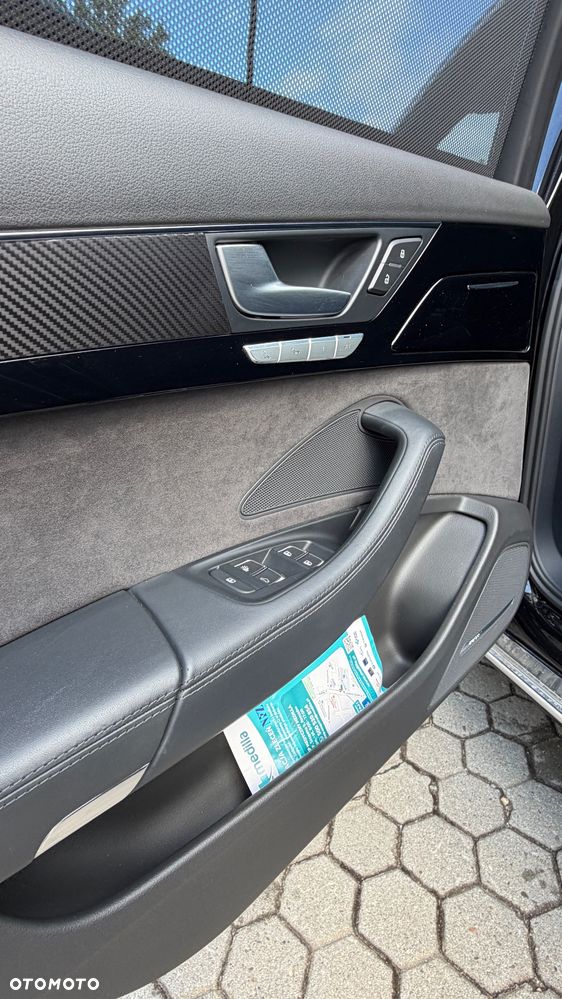 Audi A8 4.0 TFSI L Quattro - 11