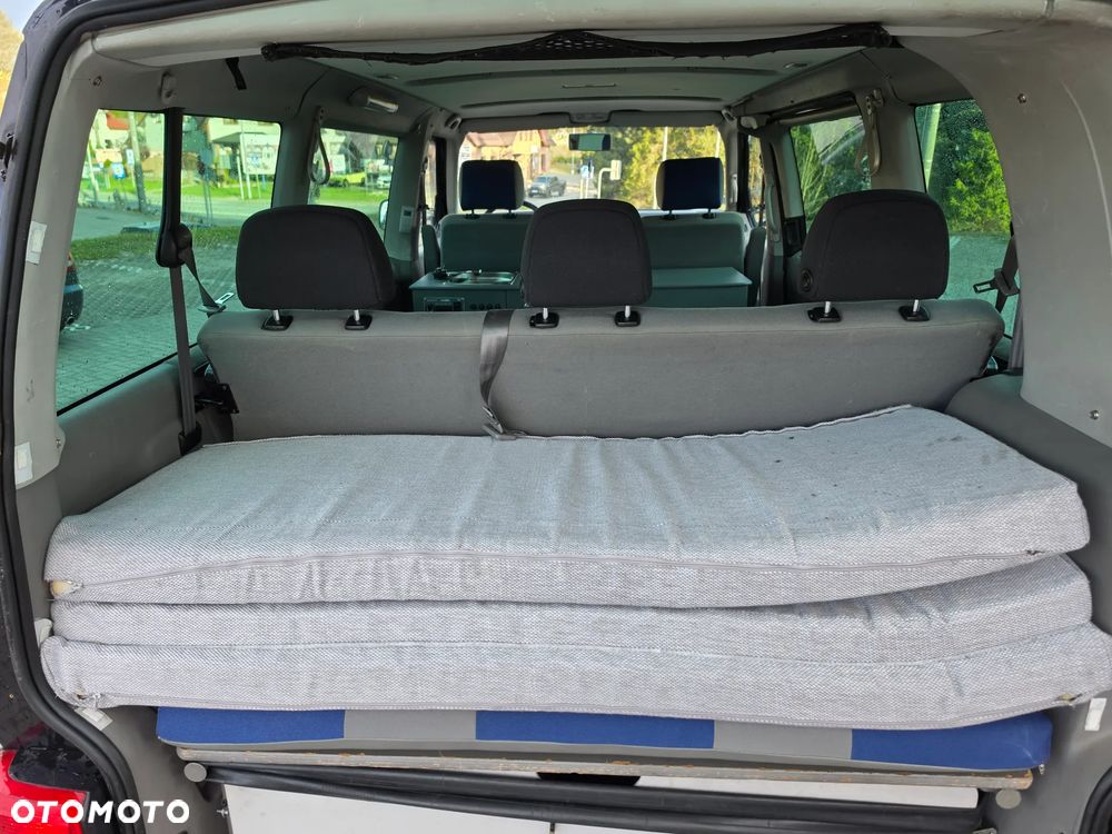 Volkswagen Multivan Standard - 14