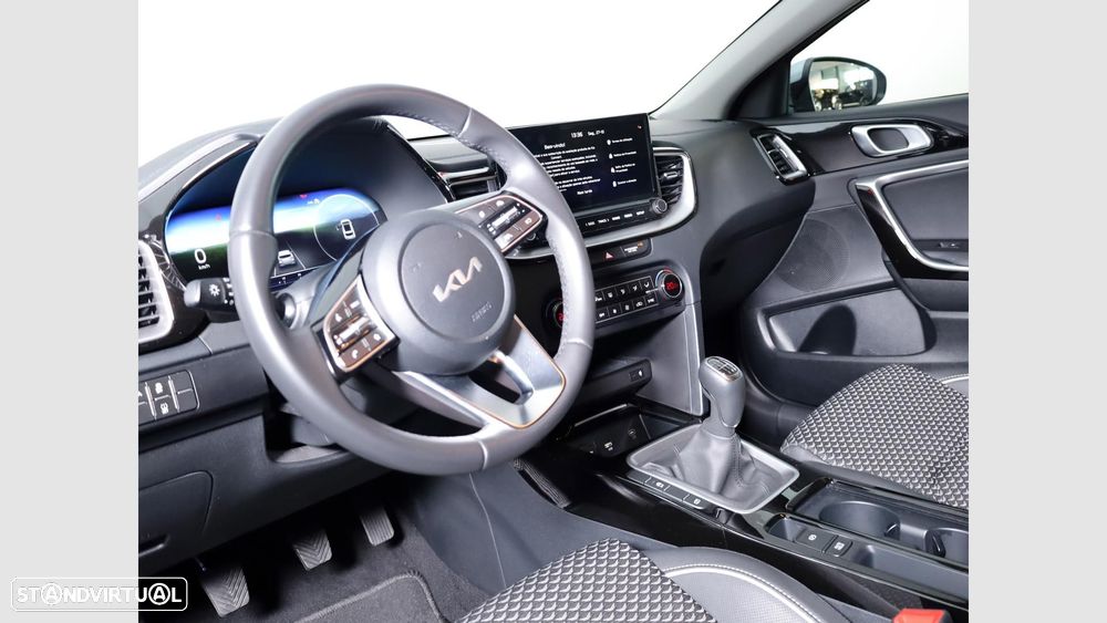 Kia Ceed 1.0 T-GDI Drive - 11
