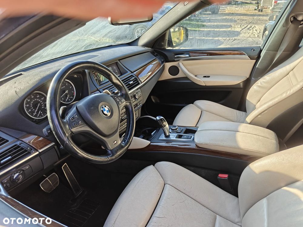 BMW X6 xDrive35i M Sport Edition - 7