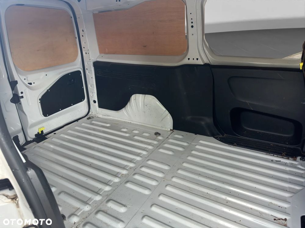 Citroën eBerlingo - 16