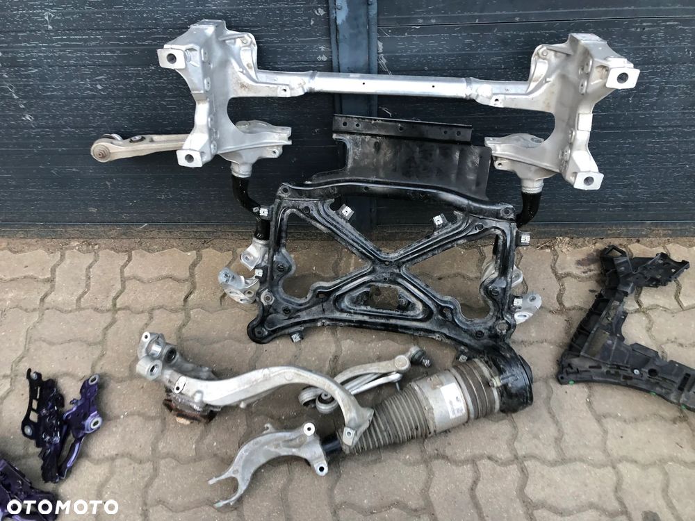 WÓZEK SANKI PRZOD PRZEDNIE Q7 4M LIFT 23- Inne 4M0399315T 4M1399345F - 8